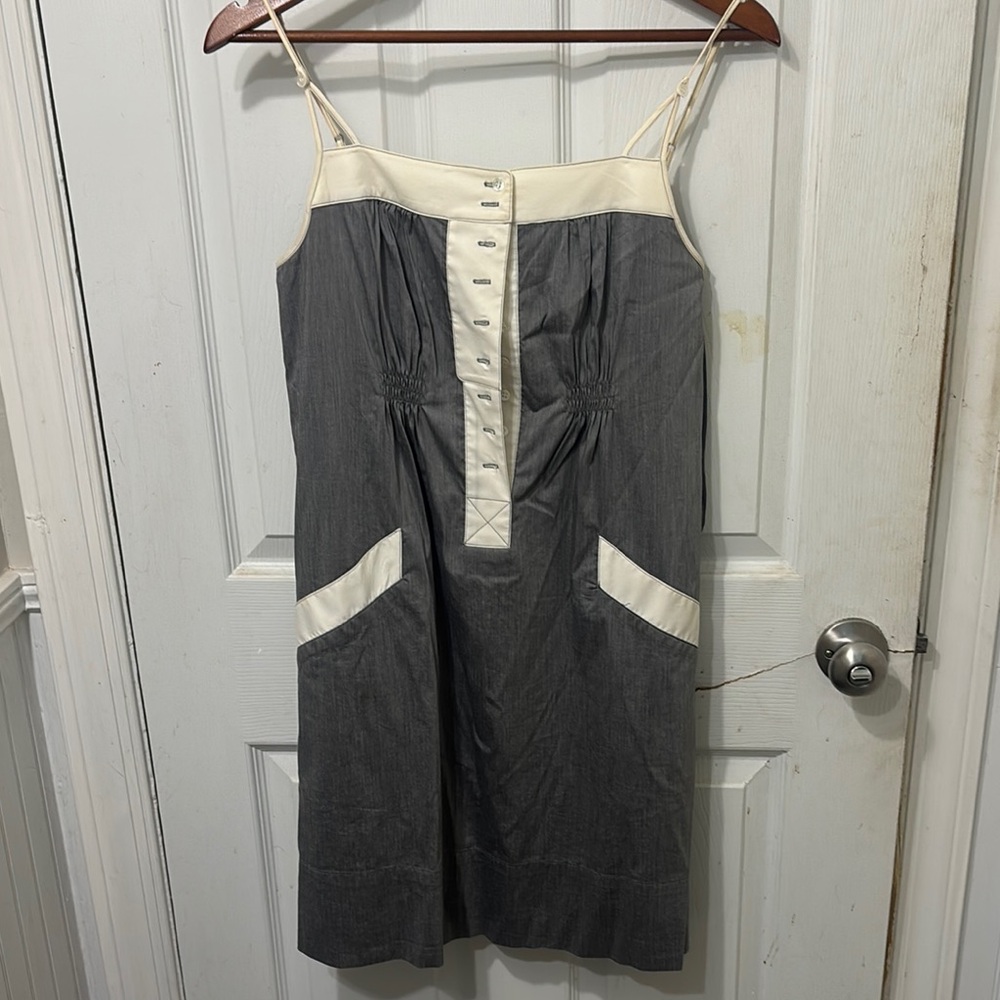 BCBGMaxAzria Gray and Cream Sleeveless Dress